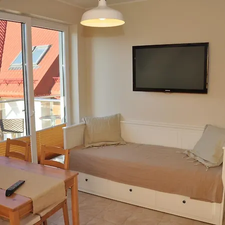 Lisi Jar Studio Apartment
